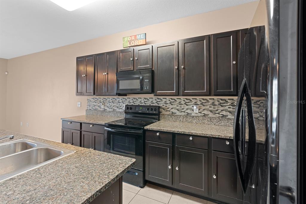8965 Indigo Trl Loop Riverview, FL 33578 - Photo 14 of 43