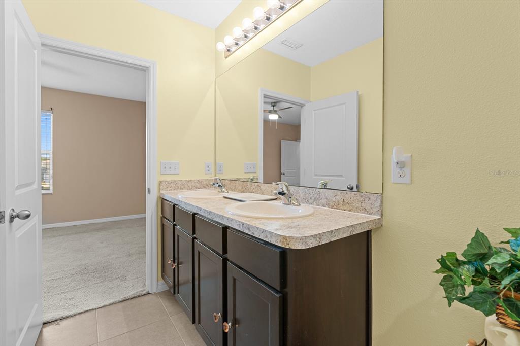 8965 Indigo Trl Loop Riverview, FL 33578 - Photo 25 of 43