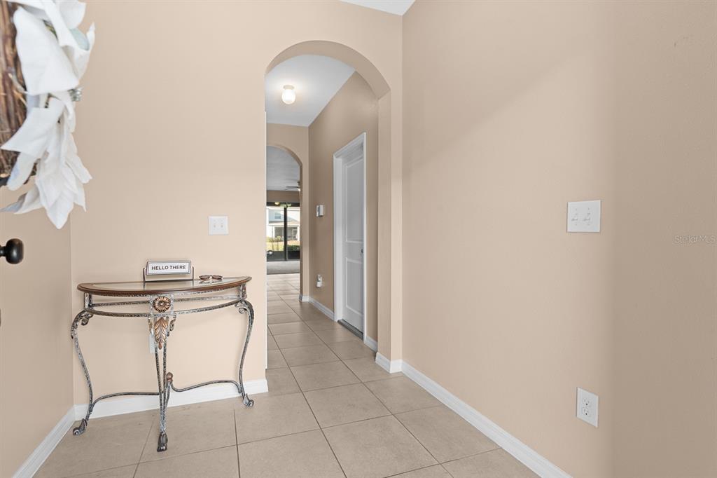 8965 Indigo Trl Loop Riverview, FL 33578 - Photo 5 of 43
