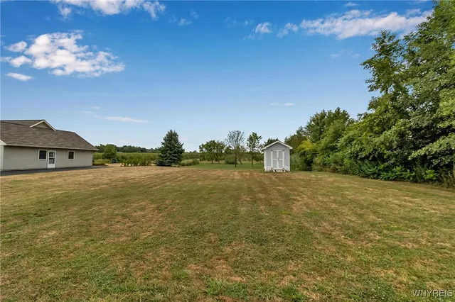 $99,900 | 14466 Lakeshore Road, Carlton, NY 14477