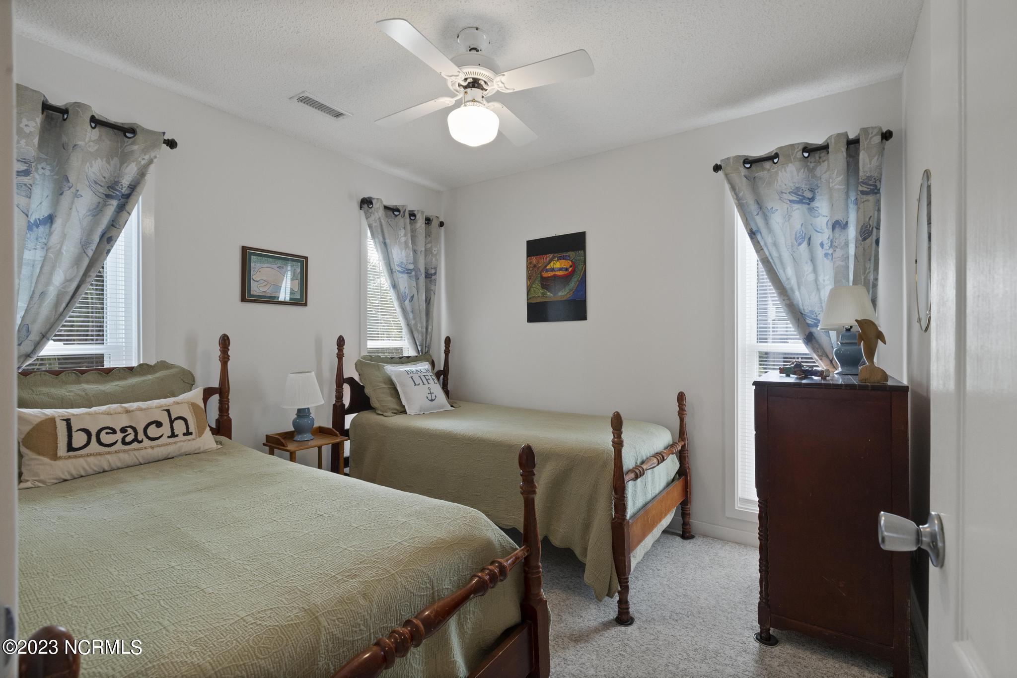 2120 Inlet Avenue Topsail Beach, NC 28445 - Photo 35 of 70 IMG_7143