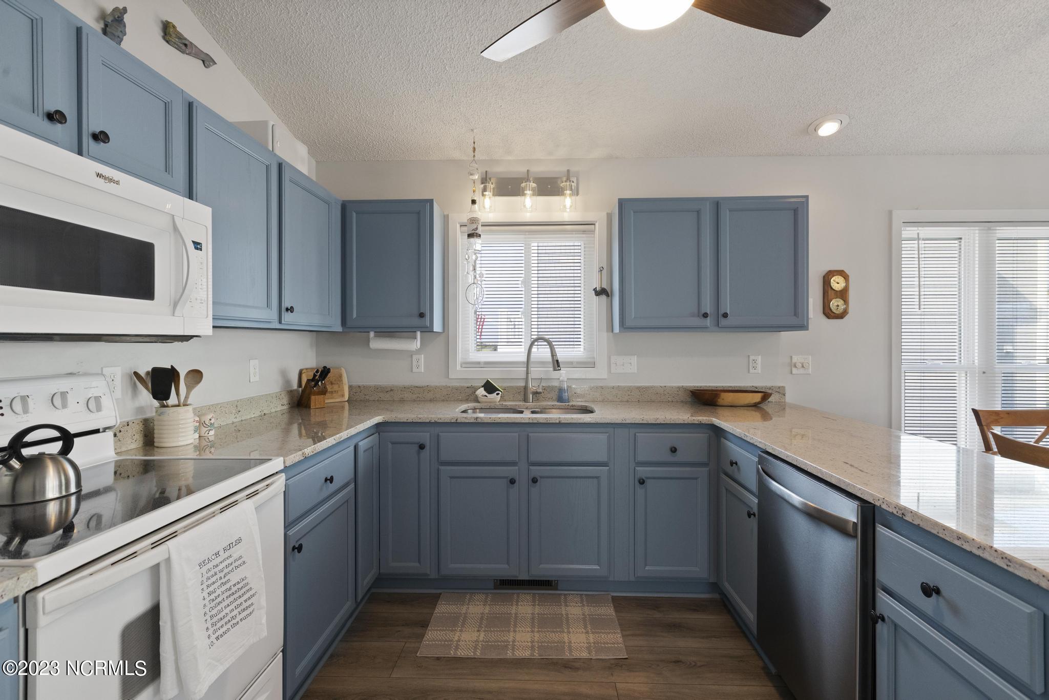 2120 Inlet Avenue Topsail Beach, NC 28445 - Photo 52 of 70 IMG_7197