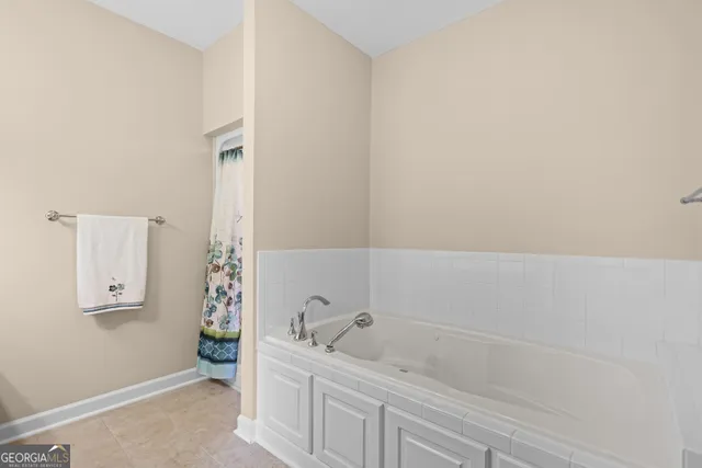 $462,900 | 5560 Tara Road, Waycross, GA 31503