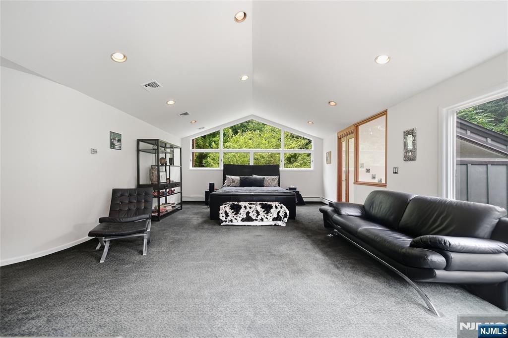 299 Forest Road Mahwah, NJ 07430 - Photo 28 of 50 Gallery Image 28