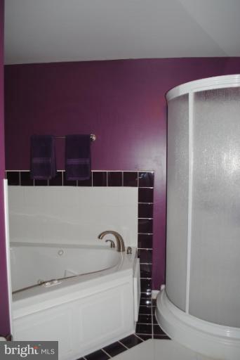 8470 Church Road Pasadena, MD 21122 - Photo 8 of 21 Master Bath