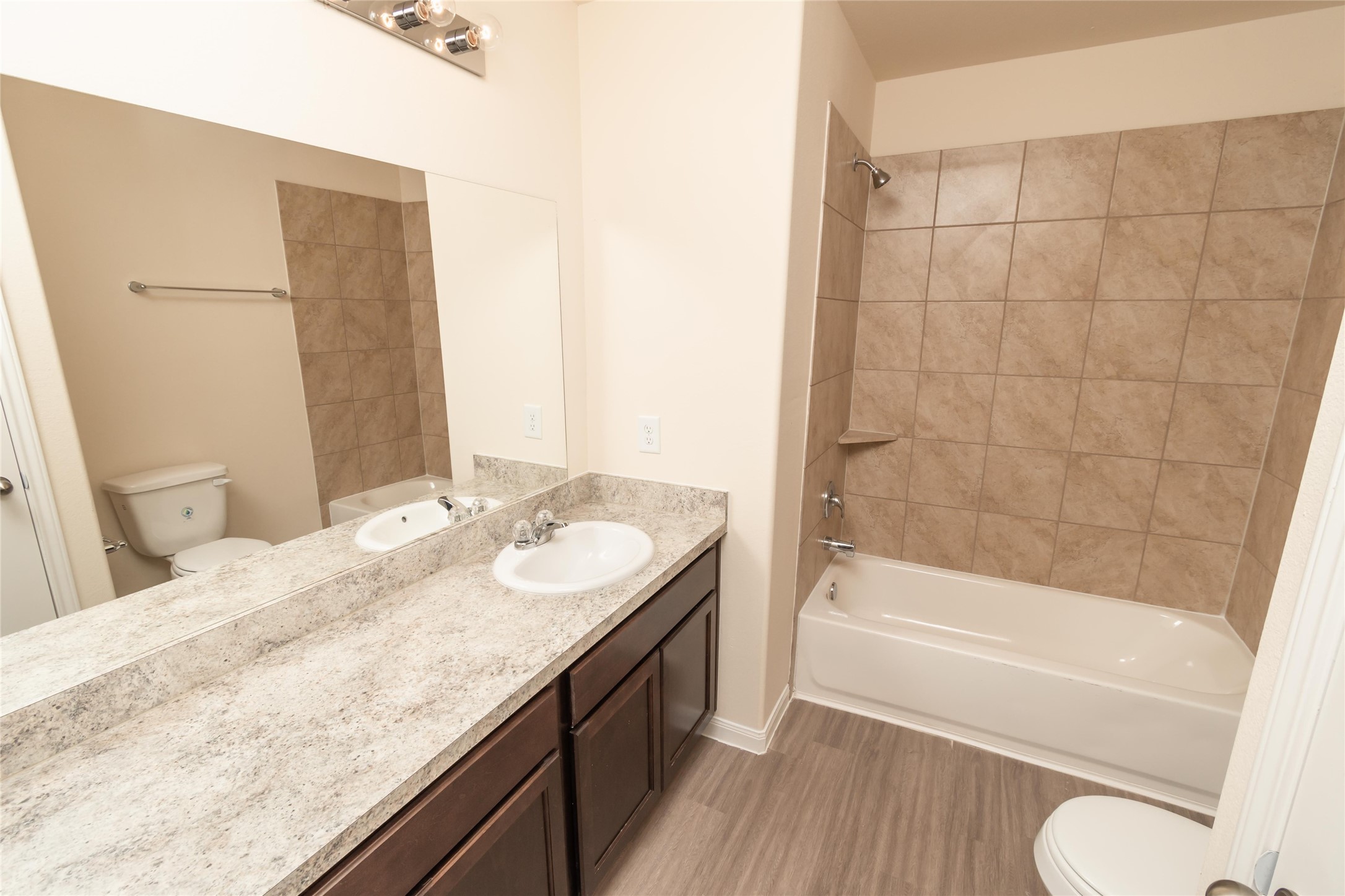 3915 Silver Ranch Road Houston, TX 77014 - Photo 10 of 10 Photos may be representative of the floor plan and not the exact home. Finishes, layout, and features of the actual property for lease may vary.