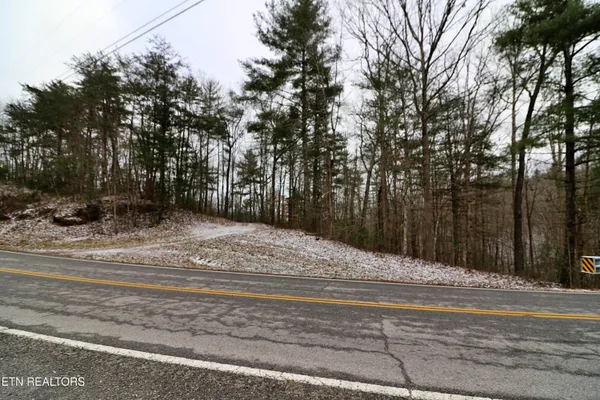 $265,000 | 3063 Leatherwood Road, Oneida, TN 37841