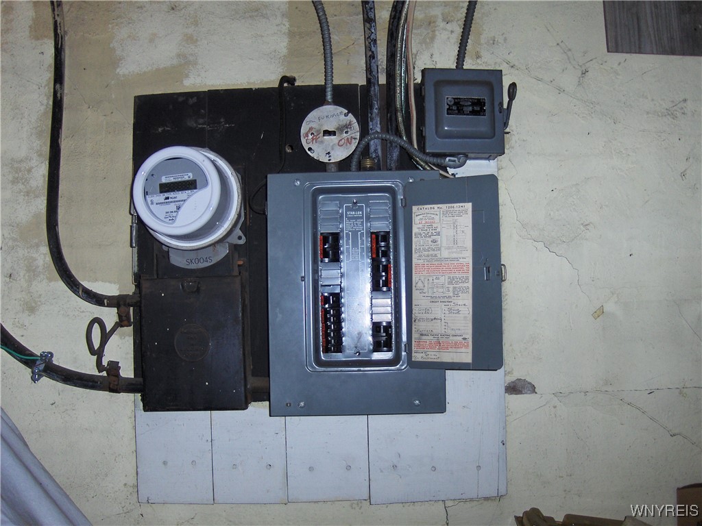 59 Aberdeen Street Rochester, NY 14619 - Photo 8 of 26