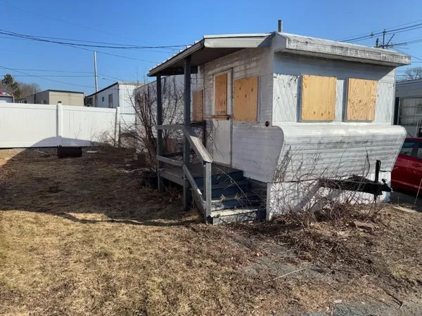 $49,900 | 98 Newbury Street, Unit 23B, Danvers, MA 01923