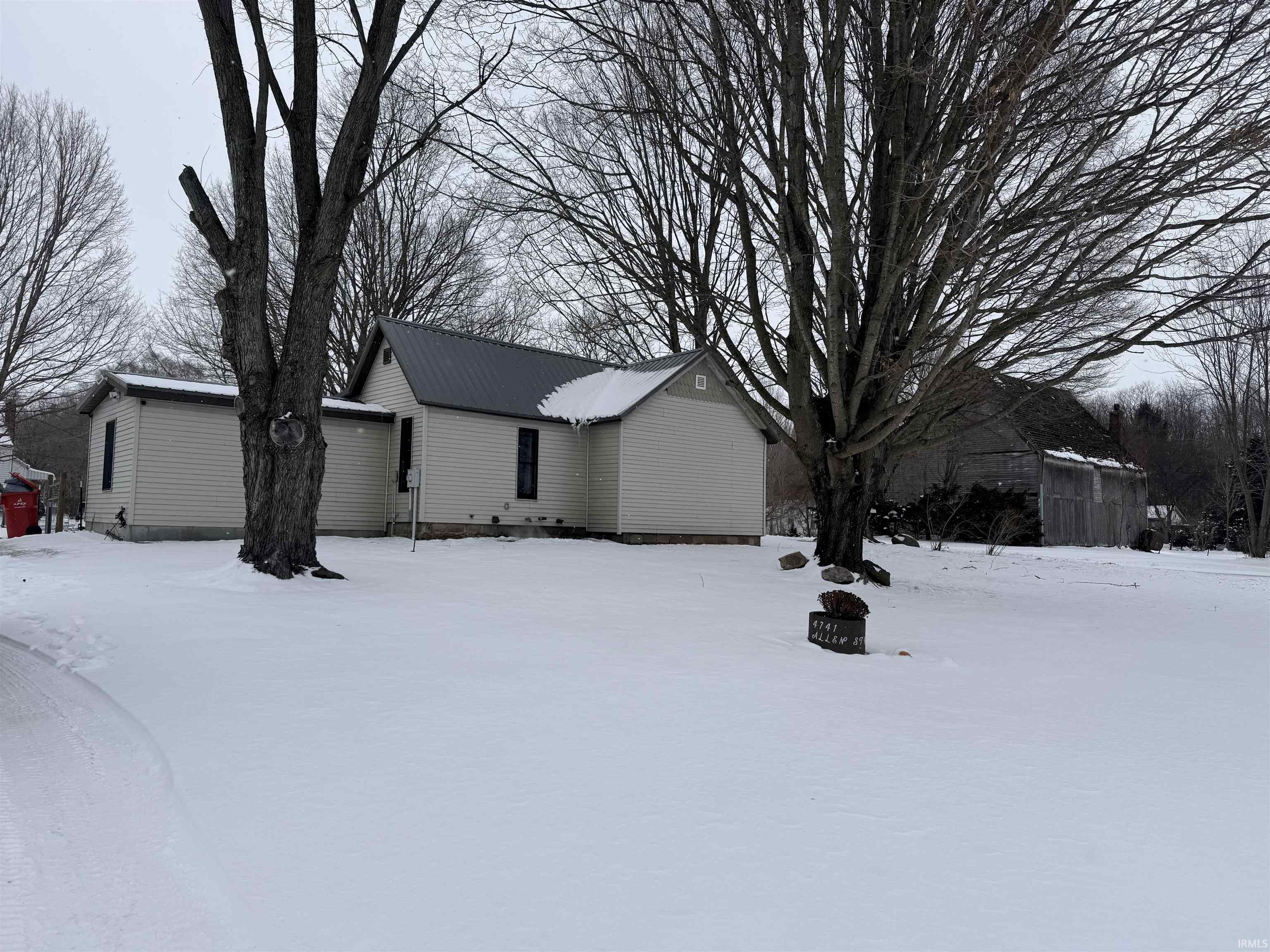 4741 Allen Street Tyner, IN 46572 - Photo 29 of 32