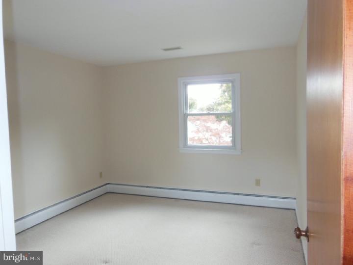 564 Walter Road Warminster, PA 18974 - Photo 14 of 21