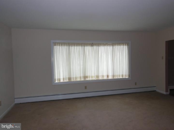 564 Walter Road Warminster, PA 18974 - Photo 3 of 21