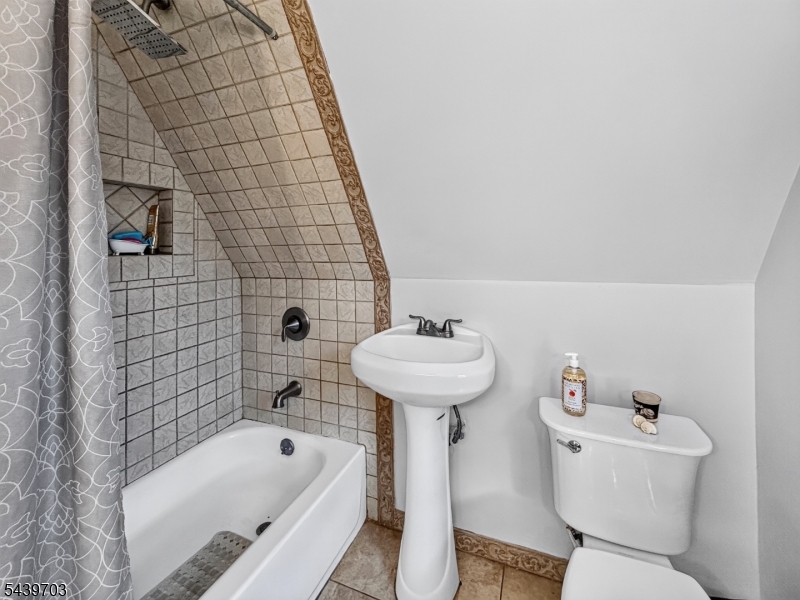 72 Hillcrest Road Watchung, NJ 07069 - Photo 17 of 25