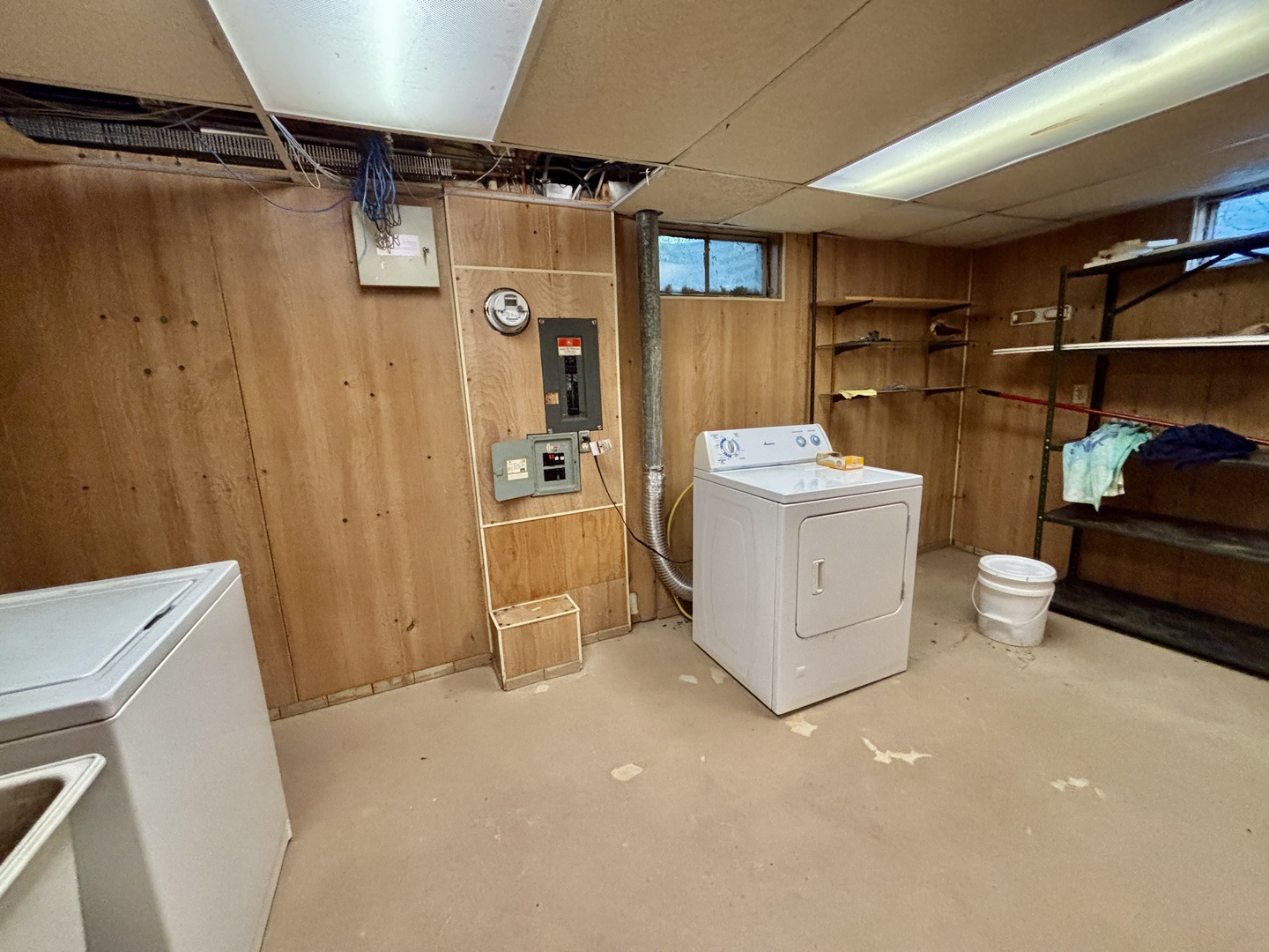 911 Kenmore Road Rockford, IL 61108 - Photo 24 of 29 Gallery Image 24