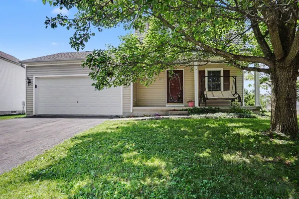 $345,000 | 377 Cobblestone Drive, Delaware, OH 43015