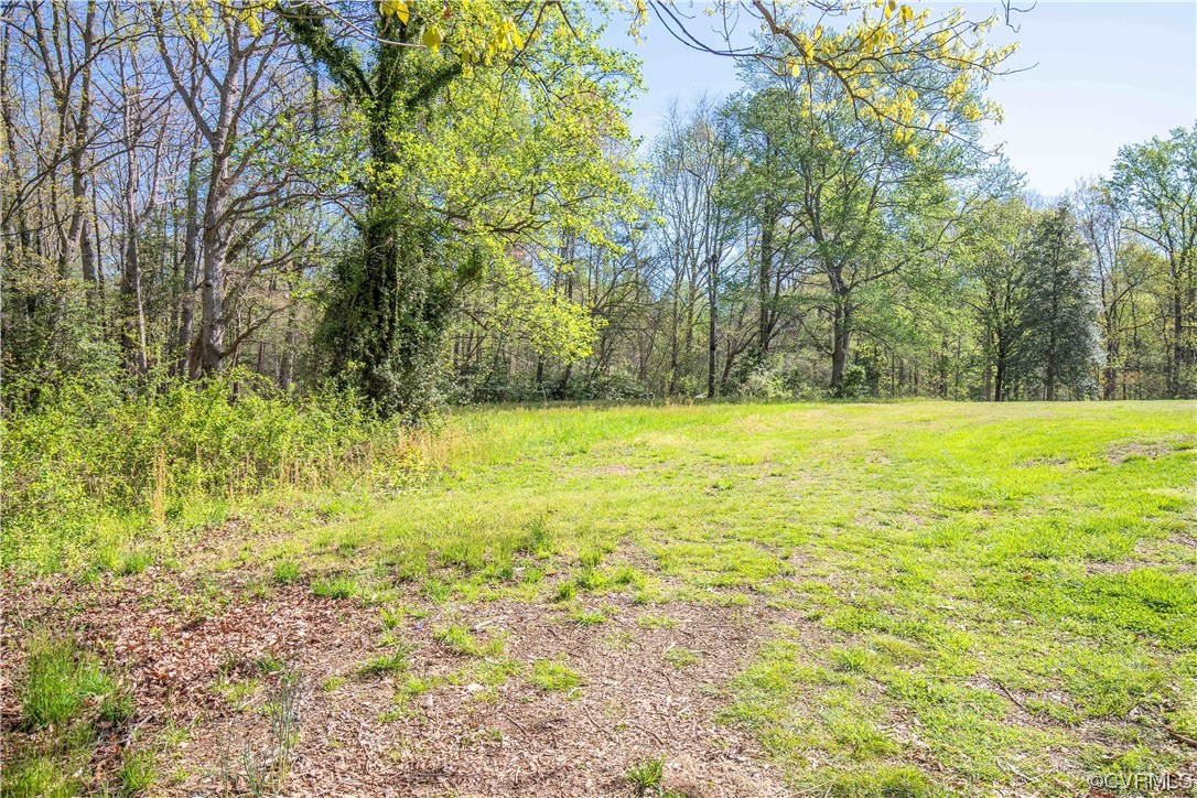 811 Turner Road Richmond, VA 23225 - Photo 19 of 24 Rear yard.