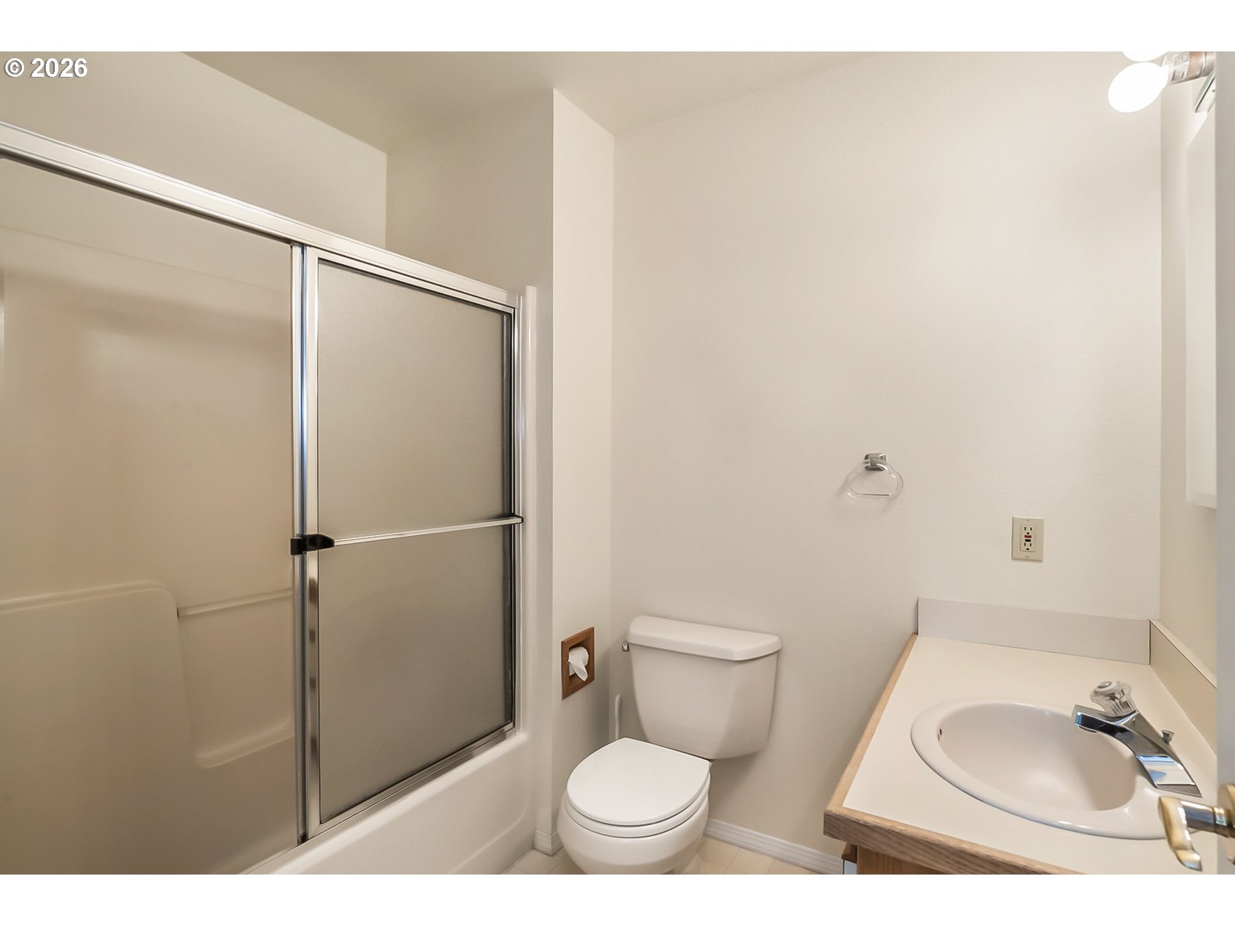 64507 McGrath Road Bend, OR 97701 - Photo 25 of 46 Bathroom