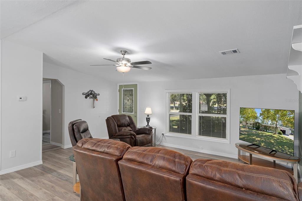 4641 South Slash Pine Avenue Homosassa, FL 34446 - Photo 12 of 49