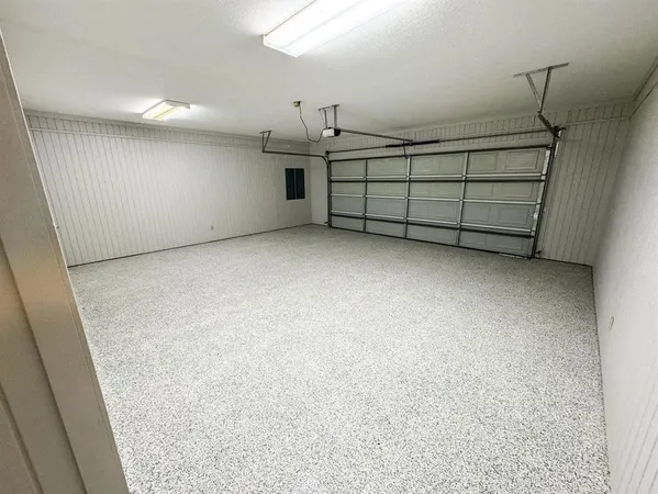 a view of a garage
