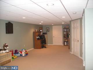 110 Raintree Crossing Hatfield, PA 19440 - Photo 4 of 6 Gallery Image 4