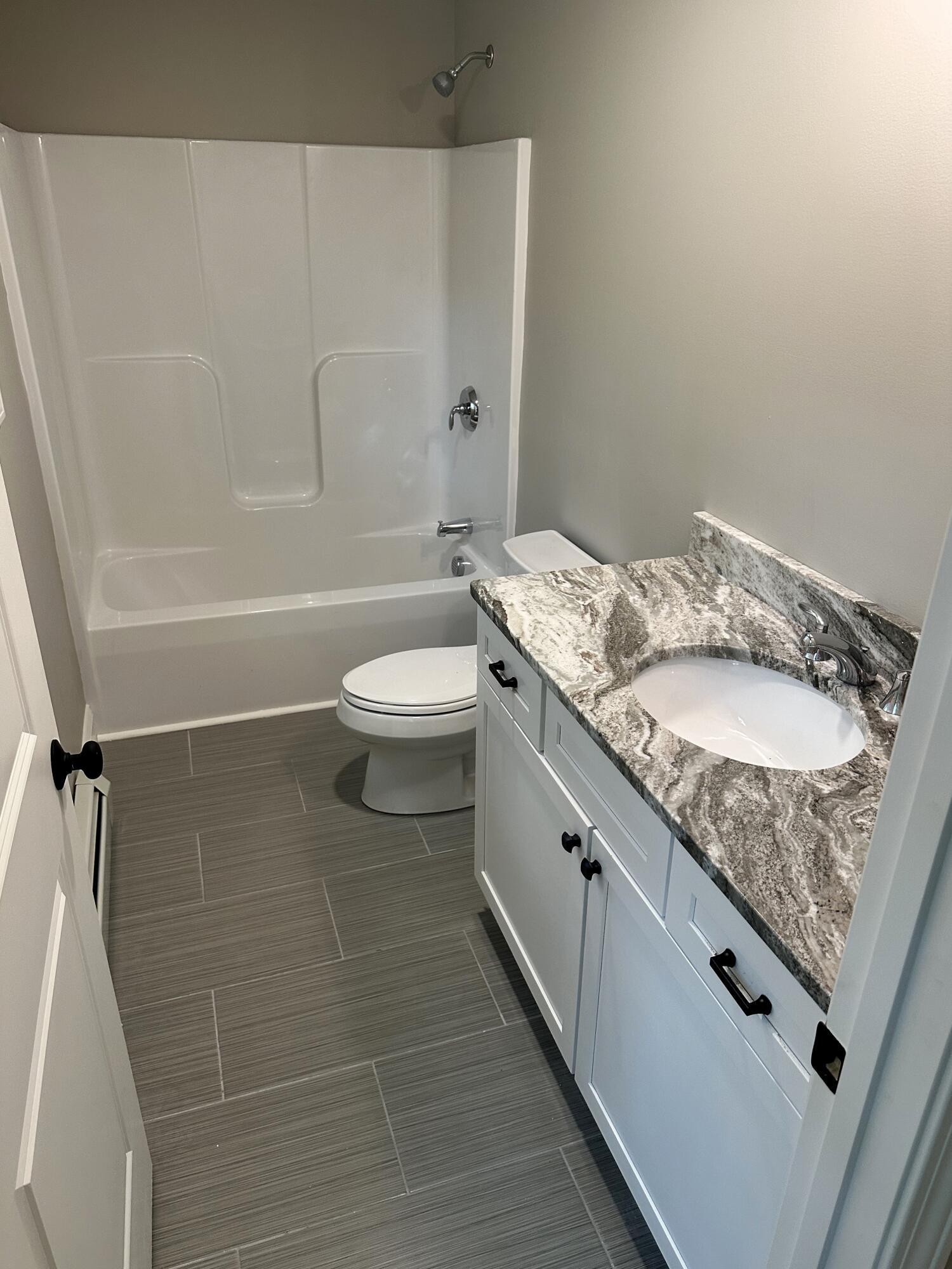 108 Lewiston Road Gray, ME 04039 - Photo 18 of 34 IMG_2396