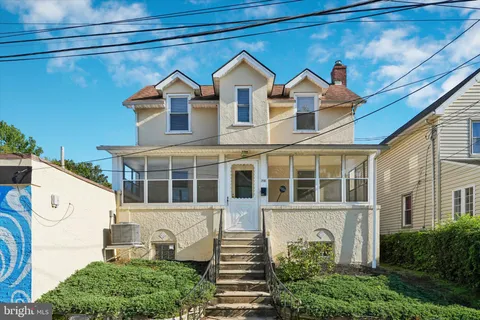 $3,300 | 201 Simpson Road, Ardmore, PA 19003