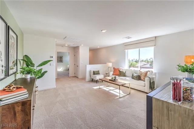 $522,642 | 6045 Sunshine Shores Street, Unit 11, North Las Vegas, NV 89081