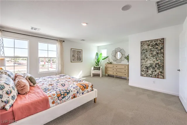 $522,642 | 6045 Sunshine Shores Street, Unit 11, North Las Vegas, NV 89081