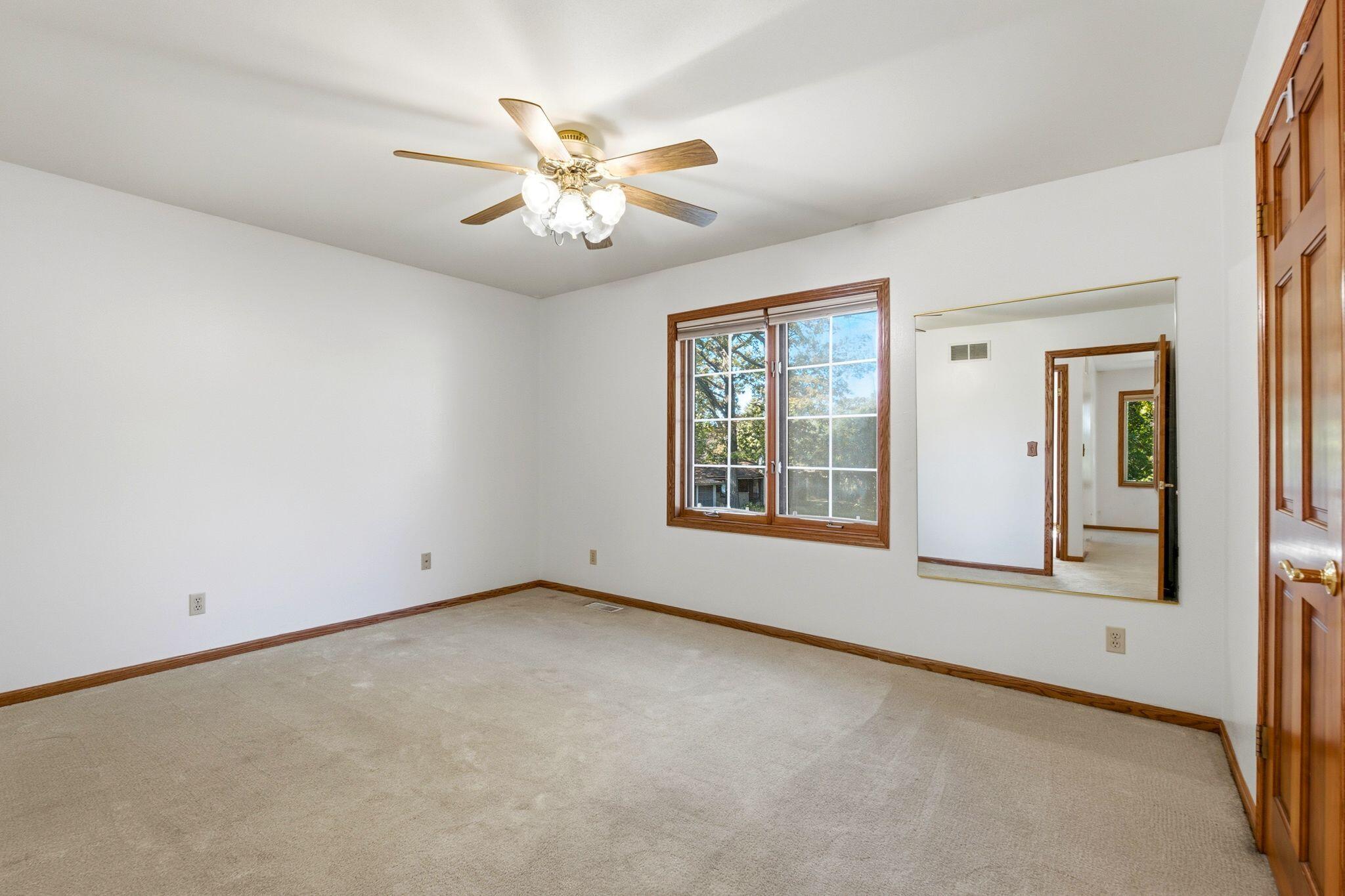 11210 West Green Tree Road Milwaukee, WI 53224 - Photo 39 of 56 11210 West Green Tree - HDR-42