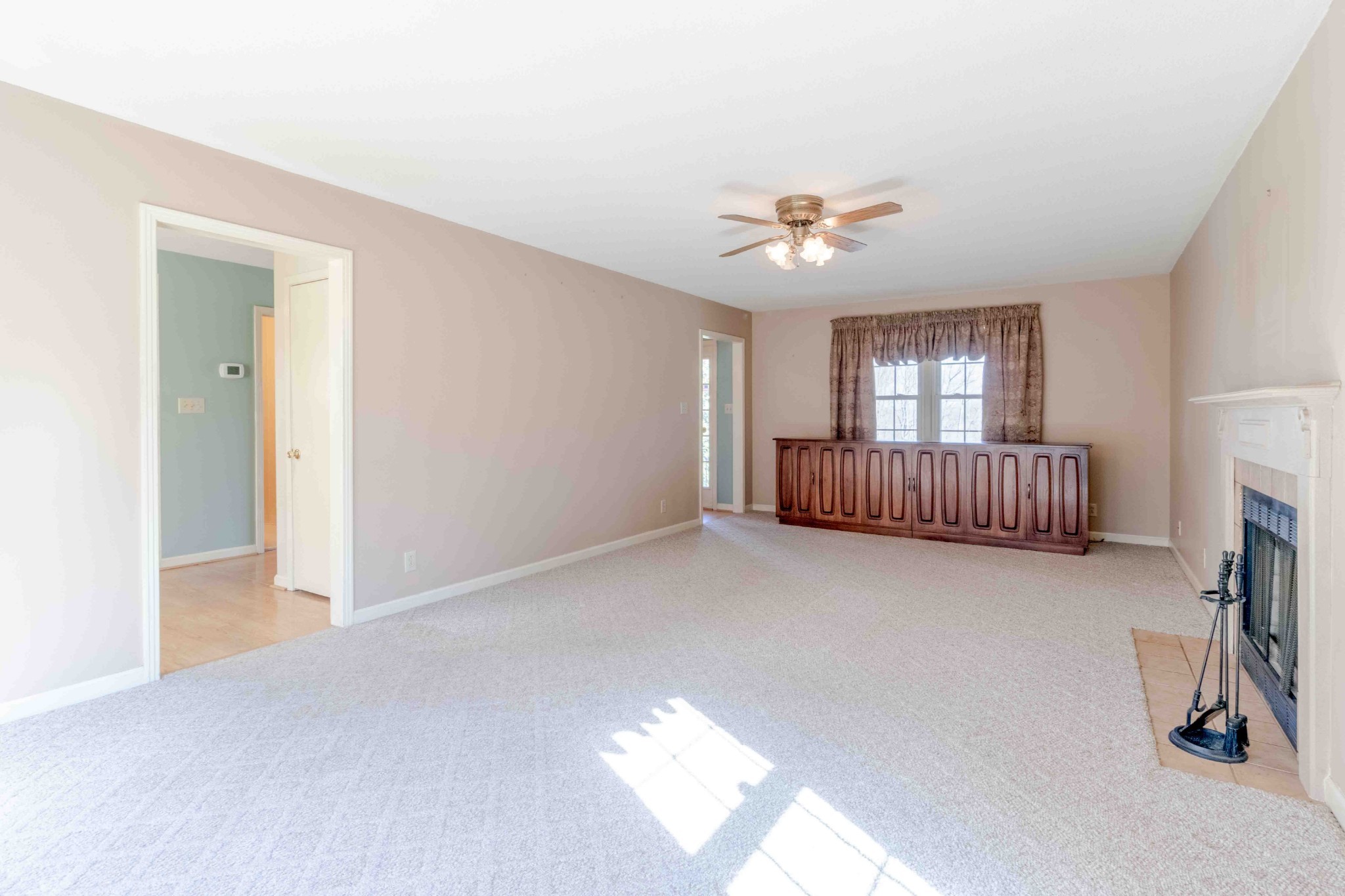 4316 Memory Lane Adams, TN 37010 - Photo 18 of 45 a view of an empty room with a window
