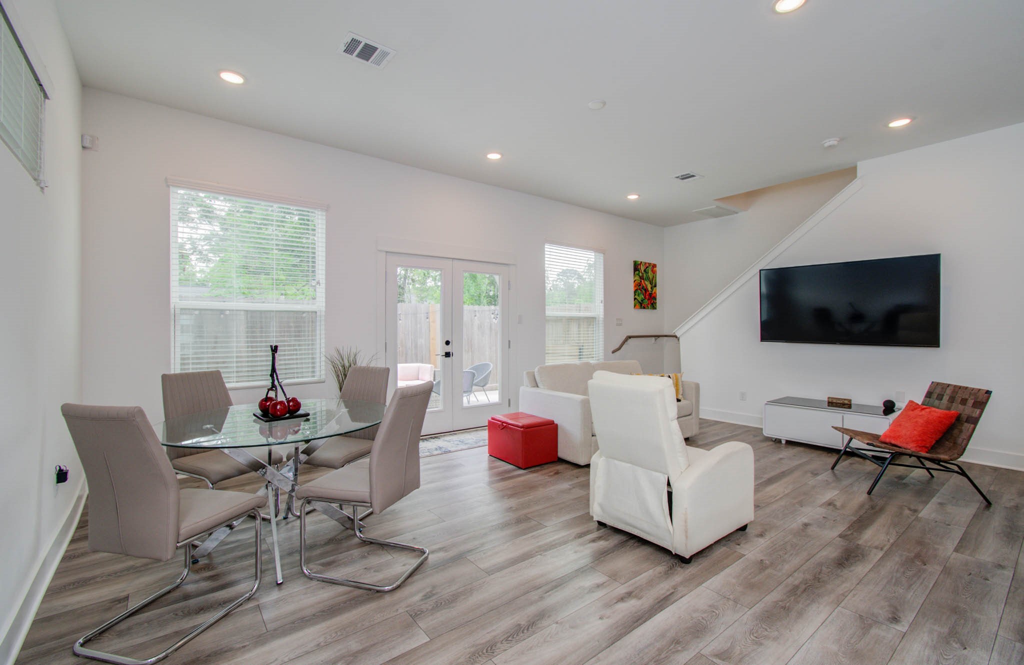 970 Highland Sound Lane Houston, TX 77091 - Photo 10 of 34