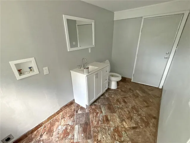 $84,900 | 3020 Walrond Avenue, Kansas City, MO 64128