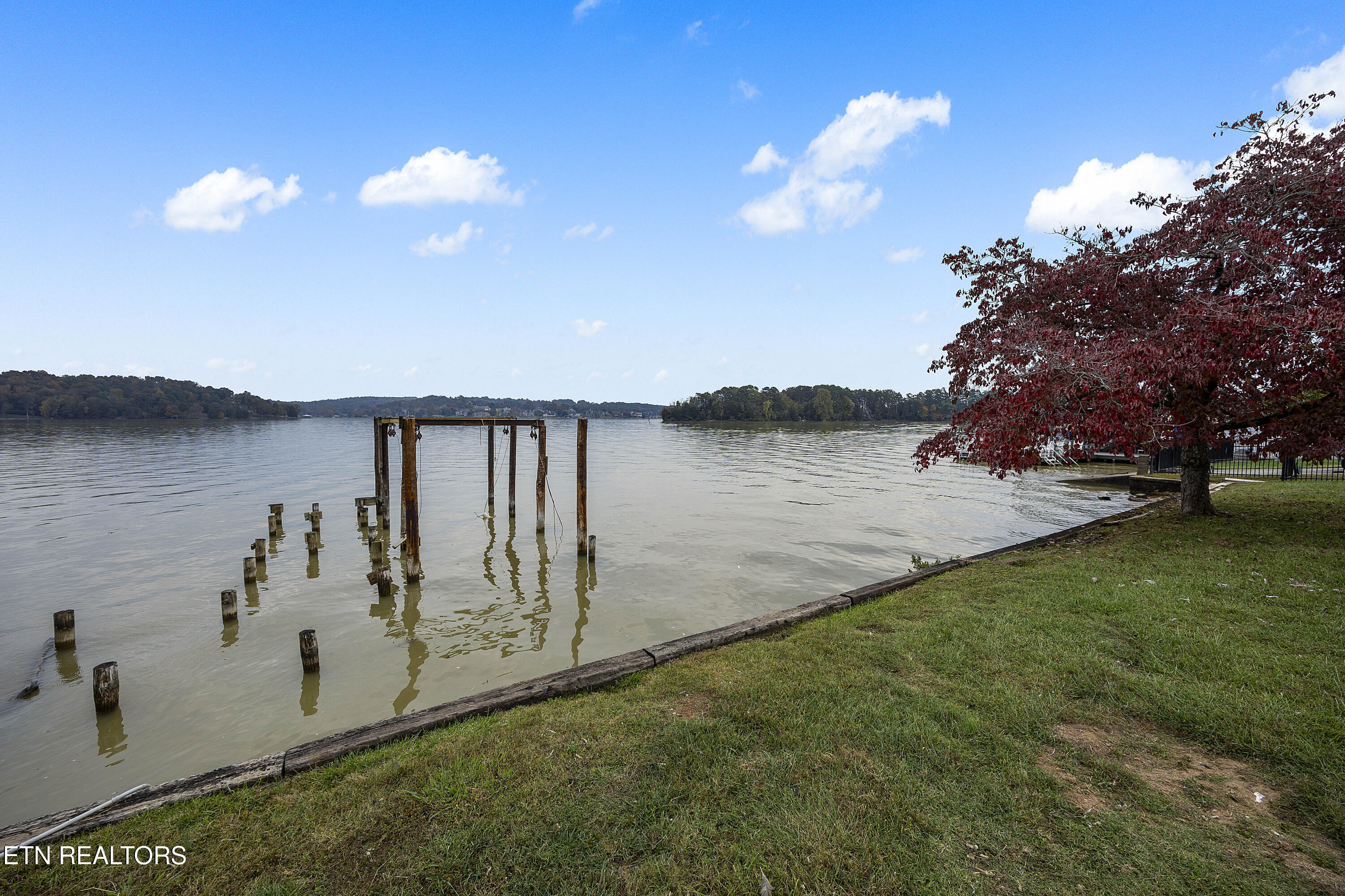 3860 Brooksview Road Lenoir City, TN 37772 - Photo 35 of 40 L40A9714