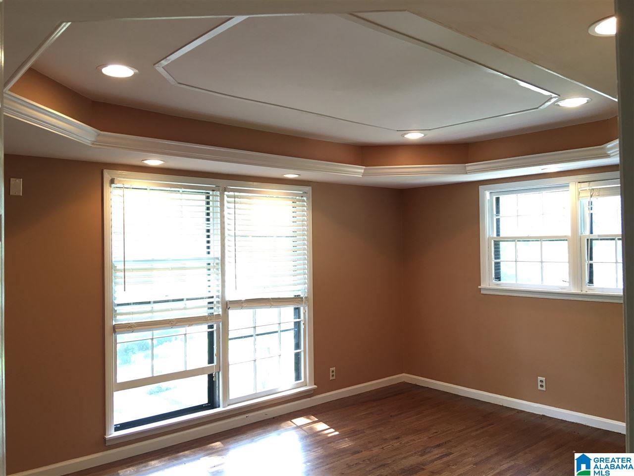 510 Ridge Avenue Bessemer, AL 35020 - Photo 4 of 25