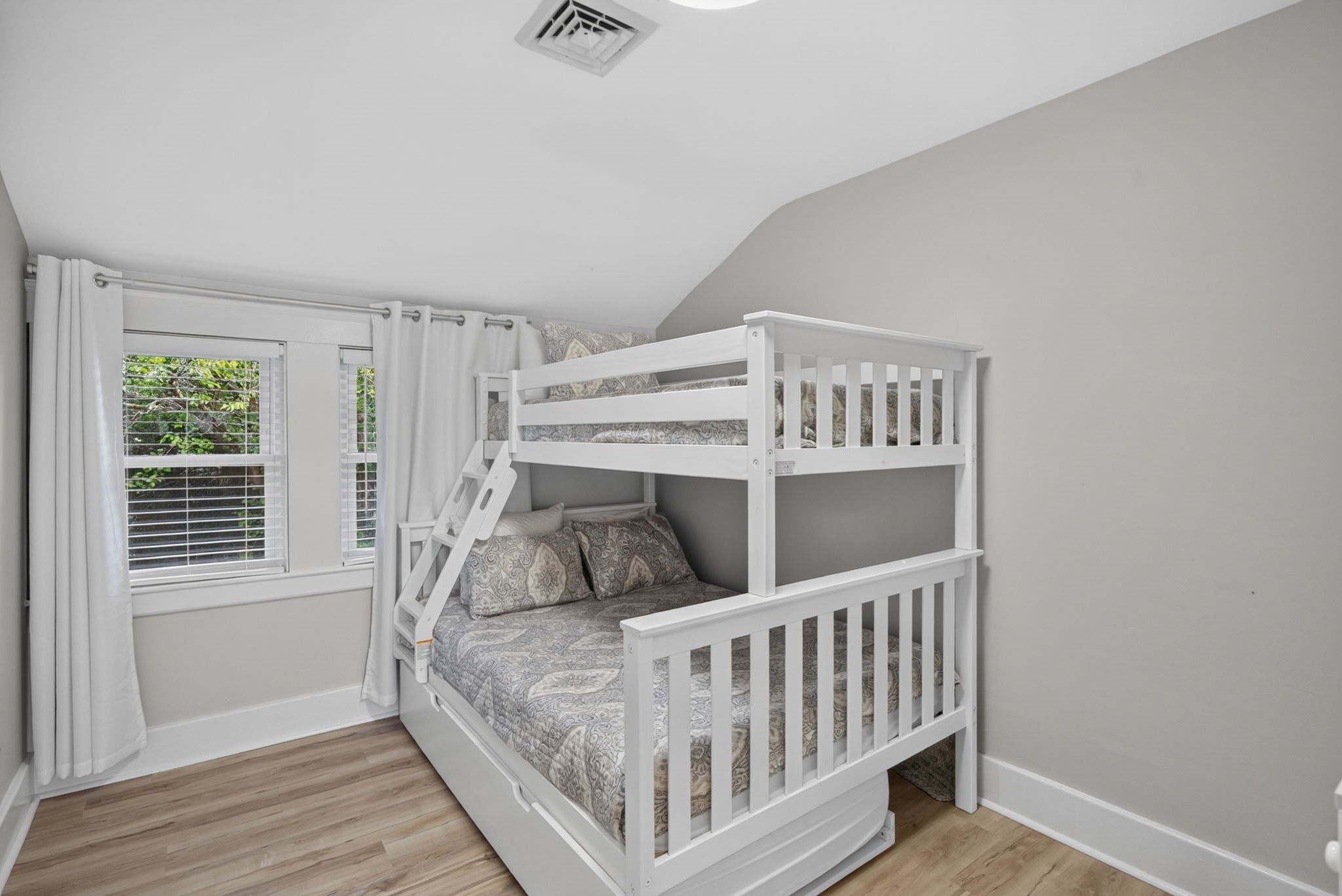 232 Wood Road Yarmouth, MA 02664 - Photo 23 of 41 Gallery Image 23