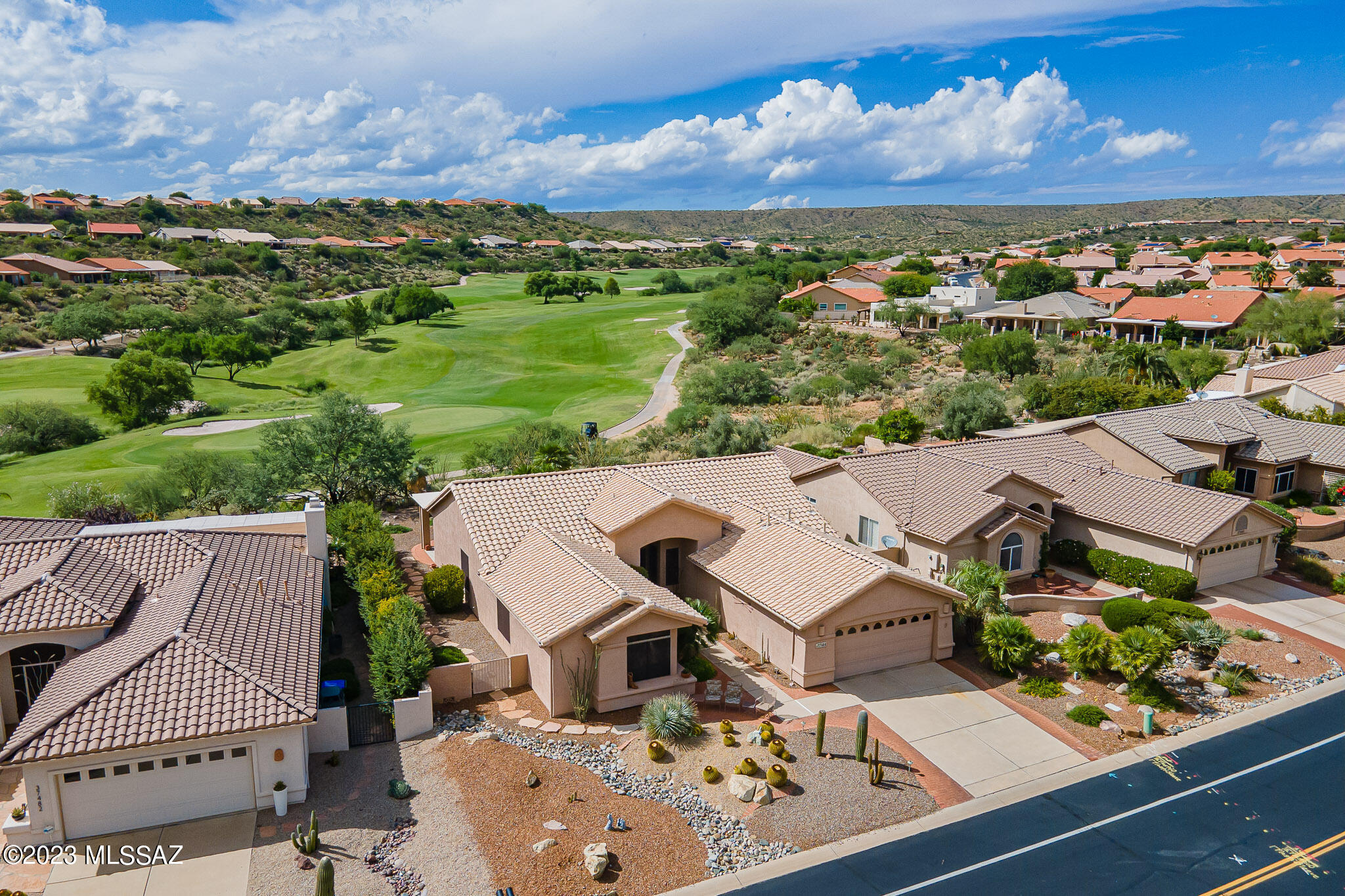 37464 South Ridgeview Boulevard Tucson, AZ 85739 - Photo 33 of 36