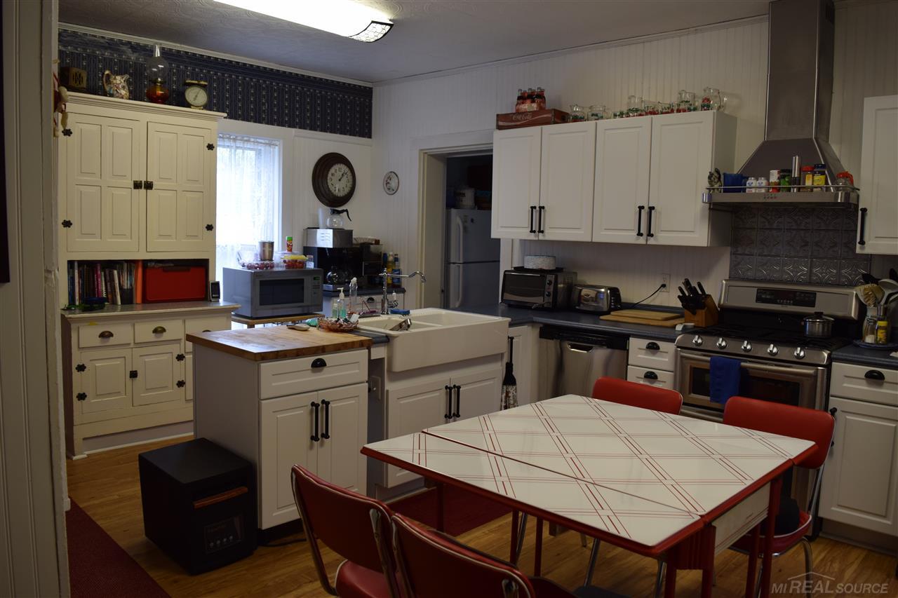 111 South Ridge Street Port Sanilac, MI 48469 - Photo 2 of 35 50001062-1.JPG
