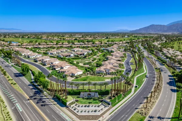 $249,000 | 80-085 North Residence Club Drive, Unit 904, La Quinta, CA 92253