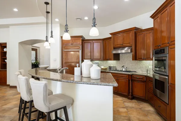 $249,000 | 80-085 North Residence Club Drive, Unit 904, La Quinta, CA 92253