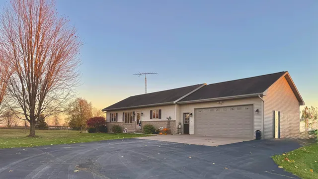 $574,980 | W1235 County Rd X, Berlin, WI 54923