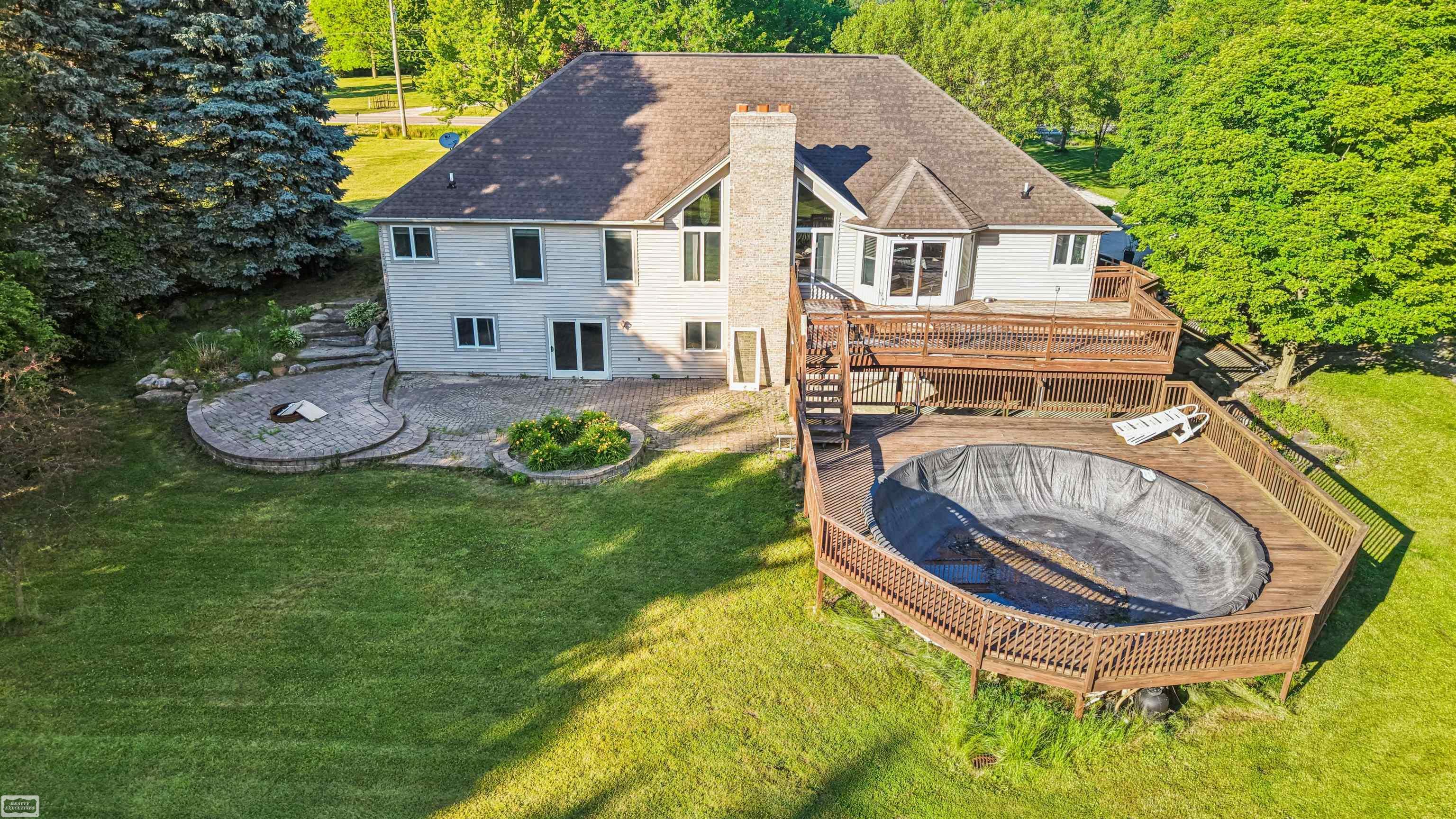 1902 Bauman Road Columbus, MI 48063 - Photo 7 of 50