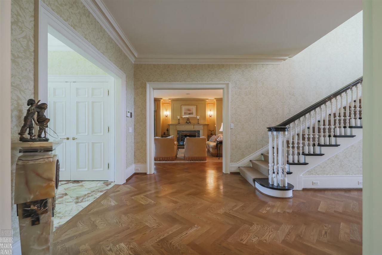 625 Lake Shore Road Grosse Pointe, MI 48236 - Photo 5 of 59 50021543-4.JPG
