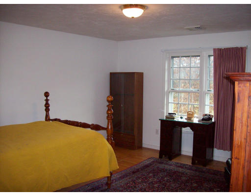47 Straits Road Hatfield, MA 01038 - Photo 11 of 14 Gallery Image 11