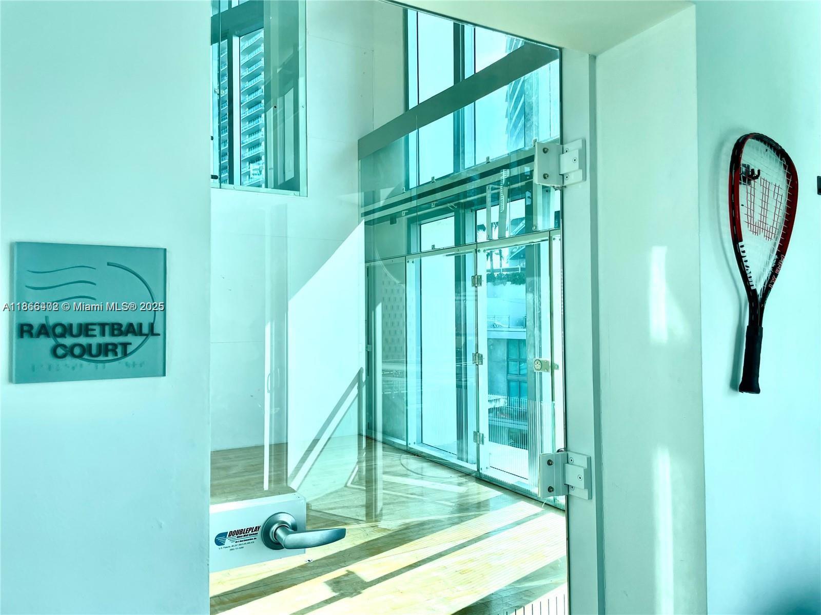 350 South Miami Avenue, Unit 2611 Miami, FL 33130 - Photo 25 of 34