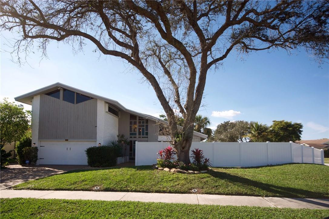 21553 Toledo Road Boca Raton, FL 33433 - Photo 24 of 25 Photo 24