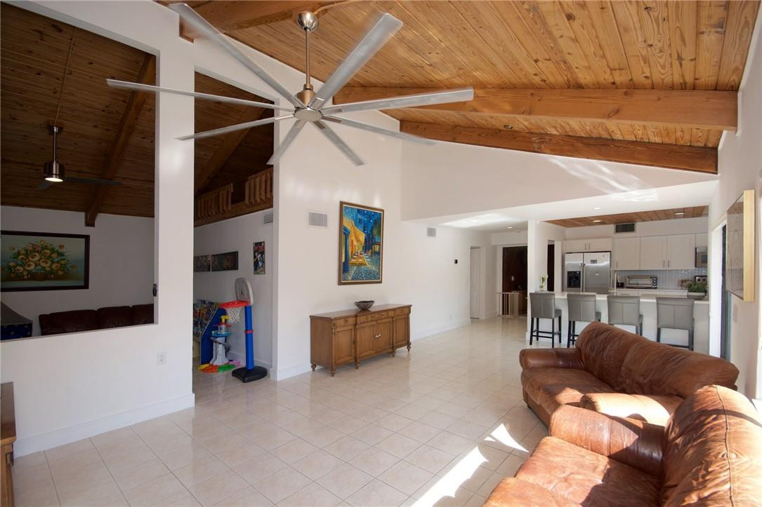 21553 Toledo Road Boca Raton, FL 33433 - Photo 8 of 25 Photo 8