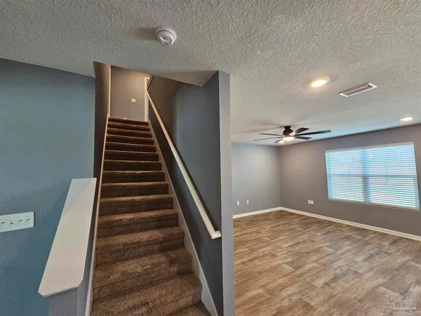 $2,400 | 5426 Merlin Way, Milton, FL 32583