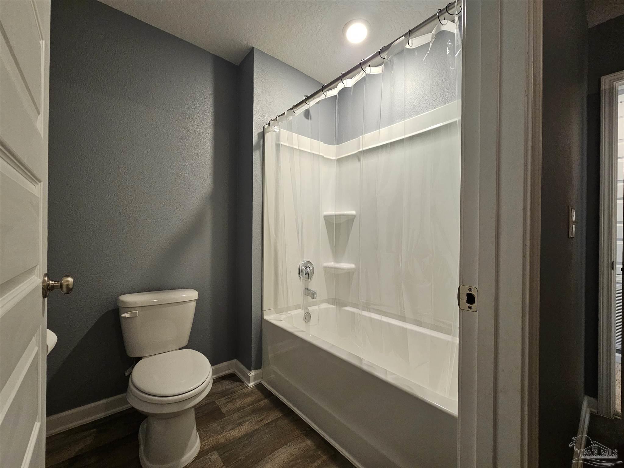 5426 Merlin Way Milton, FL 32583 - Photo 34 of 40