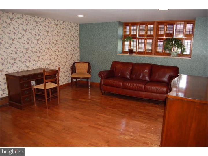6318 East Valley Green Road Flourtown, PA 19031 - Photo 15 of 24 Office / Study