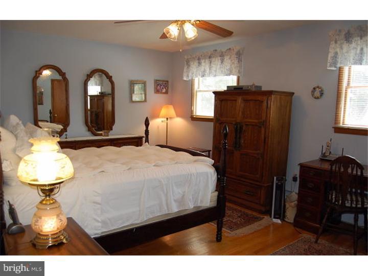 6318 East Valley Green Road Flourtown, PA 19031 - Photo 17 of 24 Bedroom - Main